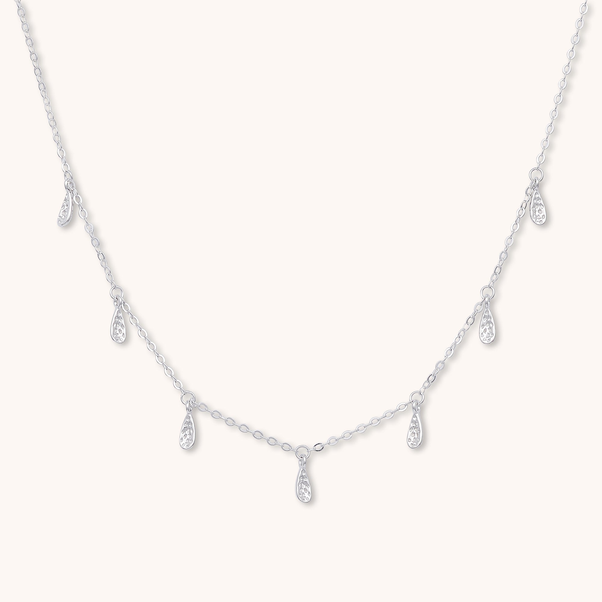 Molten Teardrop Dangling Necklace Silver